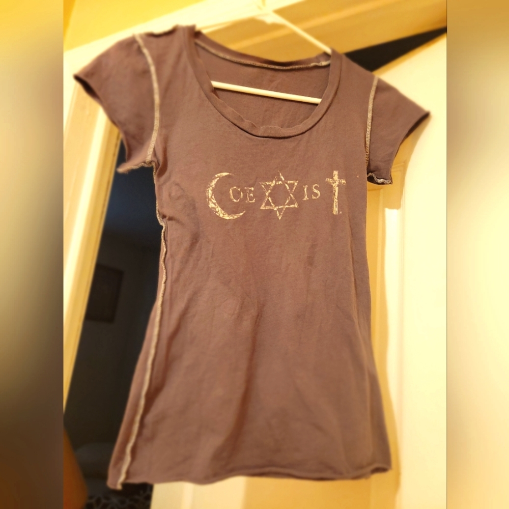 COEXIST (KITSON,LA,BEVERLY HILLS) Y2K Rare Tee shirt 👕 ♥️